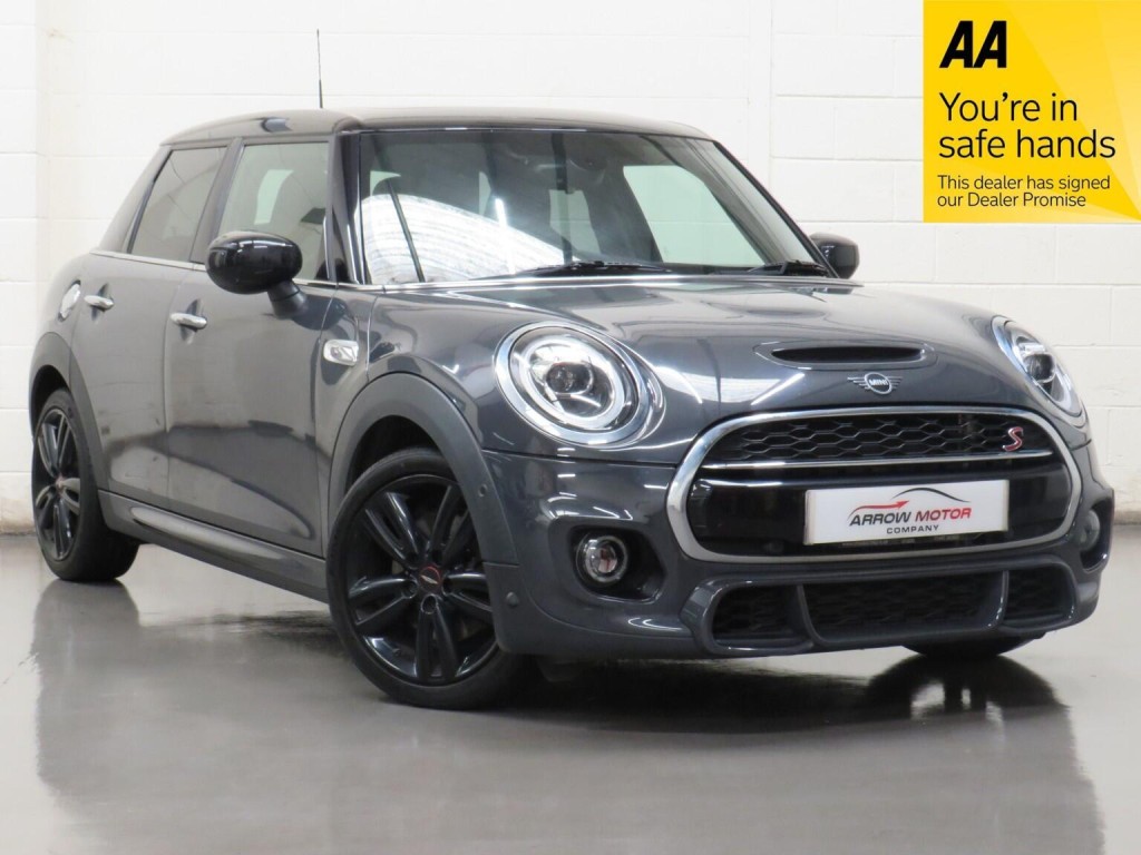 2020 MINI HATCH